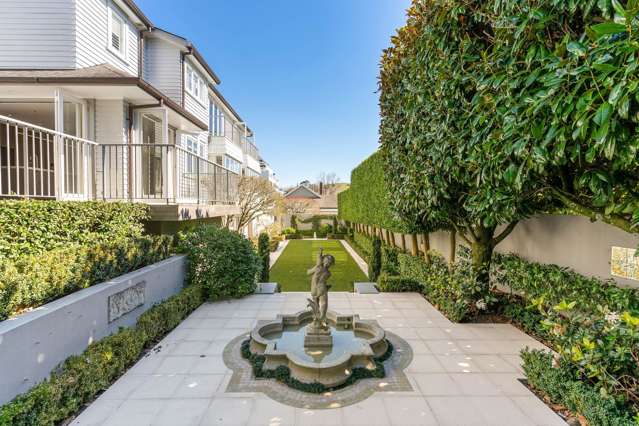 Unrivalled Executive Luxury on Remuera’s North...