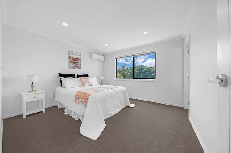 66A Marine Parade Mellons Bay_26