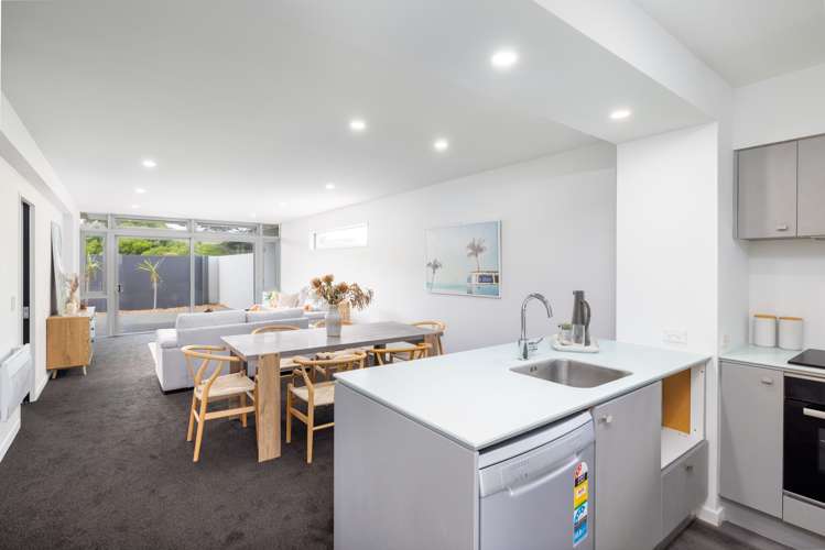 3/272 Marine Parade New Brighton_11