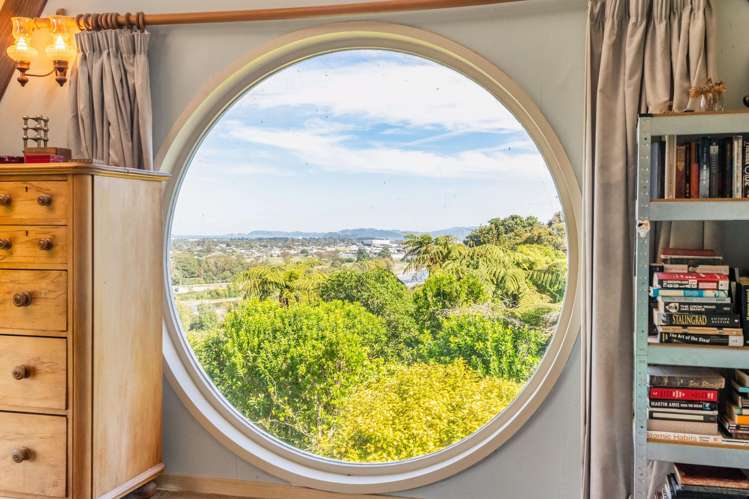 7 Coach Lane Belmont_28