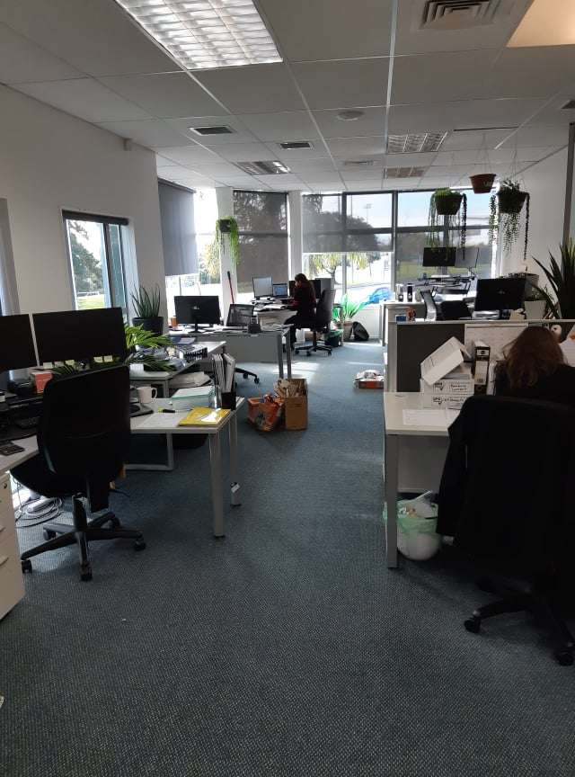 117sqm Albany Office with 4 carparks