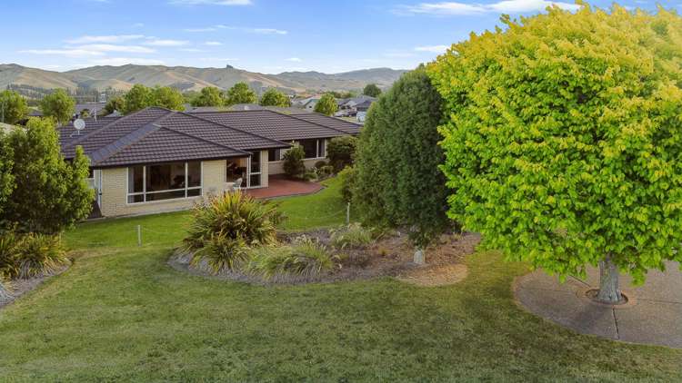 3 Avening Close Blenheim Central_25