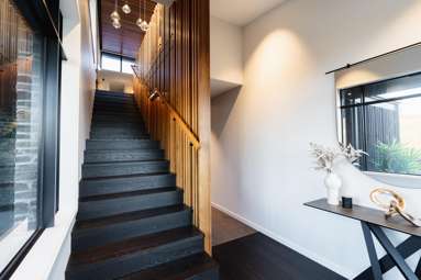 3 and 5 Jocelyn Way_2