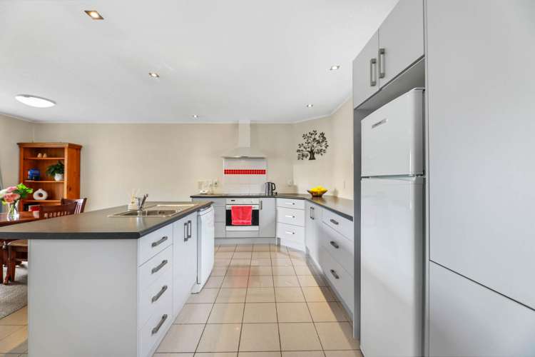 1/90 Maxwell Road Blenheim Central_10