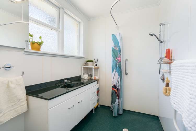 76 Caldwell Street Brockville_12