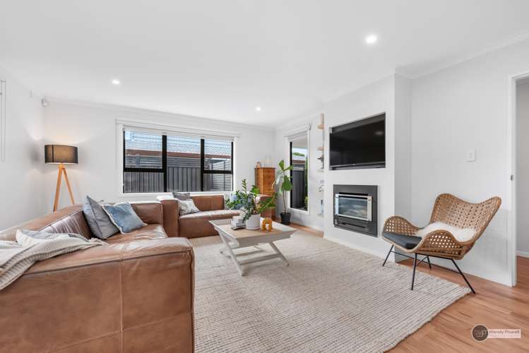 14a Nikau Grove Woburn_10