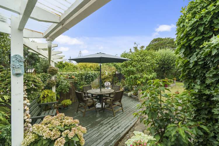 36 Queens Road Waikanae Beach_18