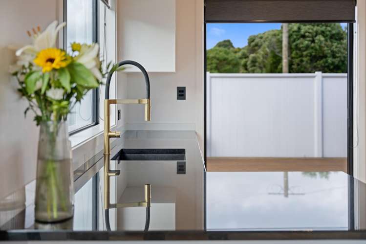 57 Manly Street Paraparaumu Beach_10