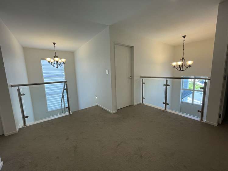 24 Gyle Place Pyes Pa_18