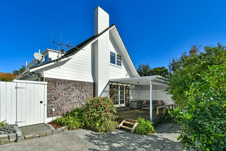 2 Rochas Place Clover Park_24