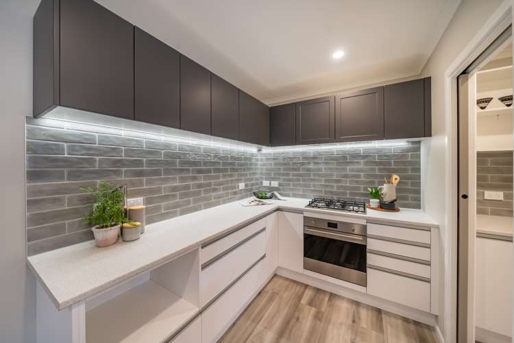 61 Dover Road Wainuiomata_17