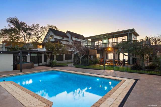 219 Royal Road Massey_1