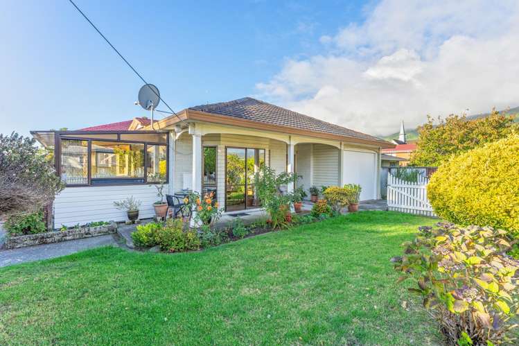 51 Ngaio Road Waikanae_19