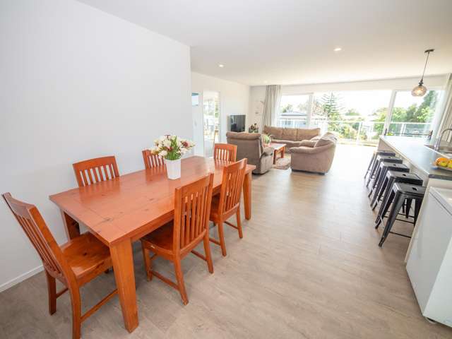 5 Eagles Way Cable Bay_2