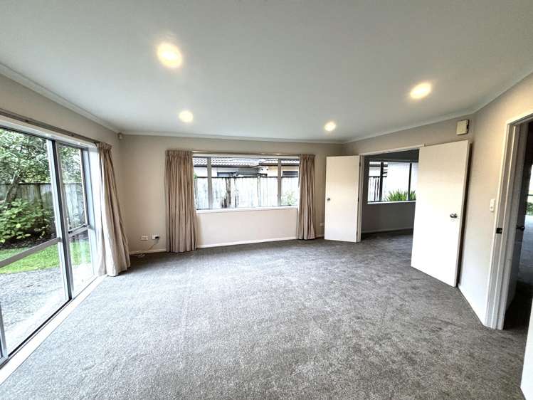 5 Oswald Close Flat Bush_4