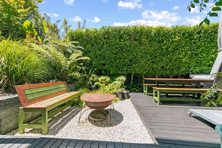 17 Remuremu Street Long Bay_2