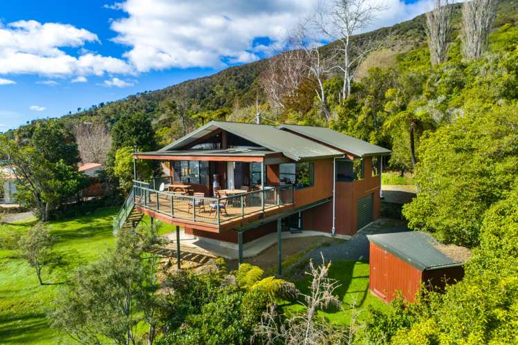 686 Moetapu Bay Road Anakiwa and Surrounds_17