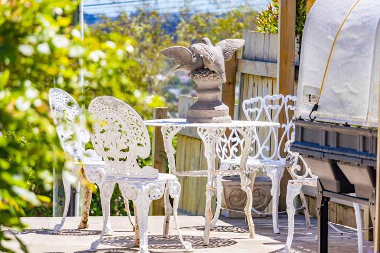 50 Shakespeare Road Bastia Hill_30