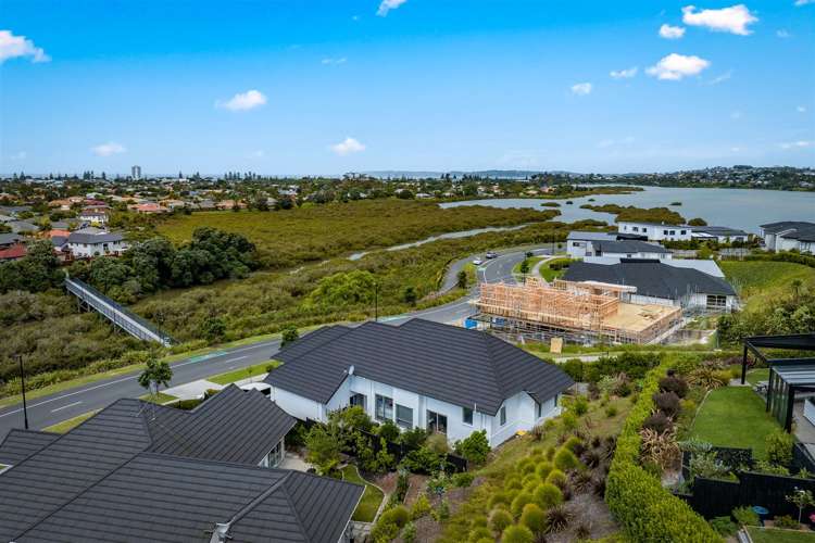 96 Arran Point Parade Orewa_35