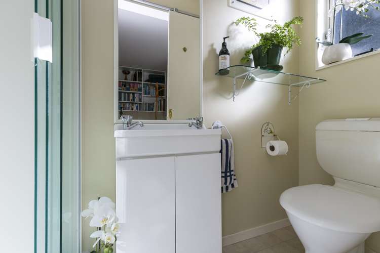 13/10 Colombo Street Newtown_15