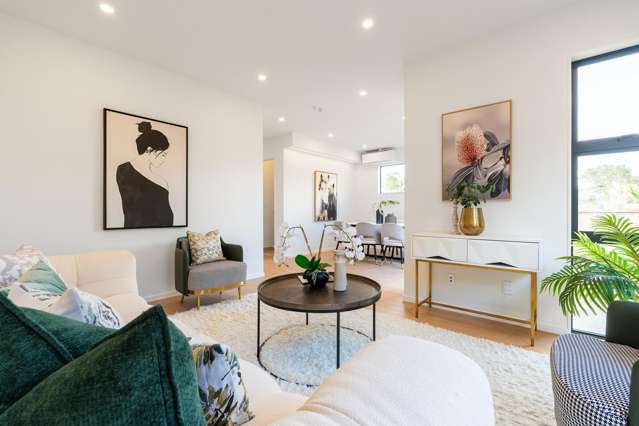 Brand New 4 Bed in Silverdale