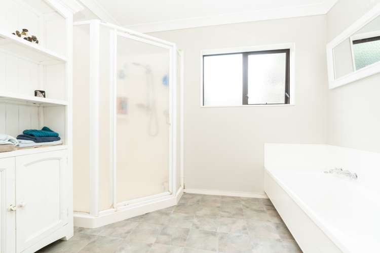 17 Moverley Place Pukete_25