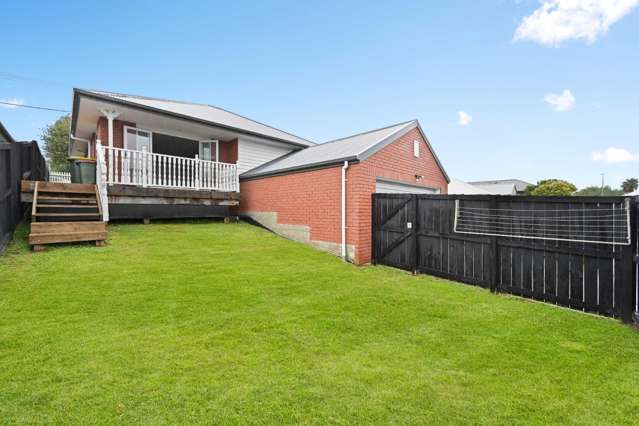 74 Queens Avenue – Comfortable Three Bedroom Home