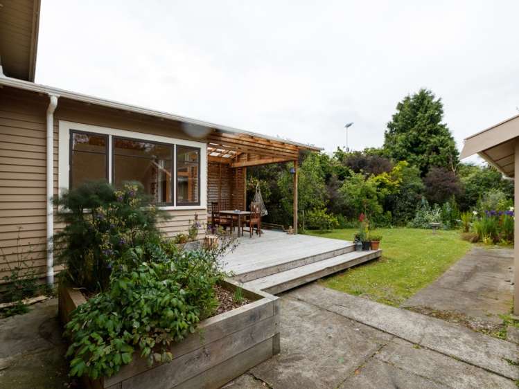 40 Shamrock Street Takaro_15