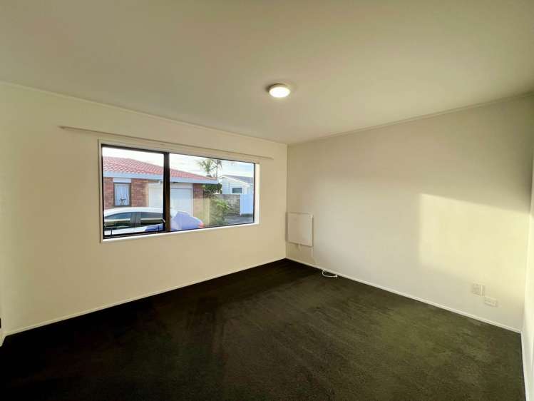 3/98 Roberts Road Te Atatu South_7