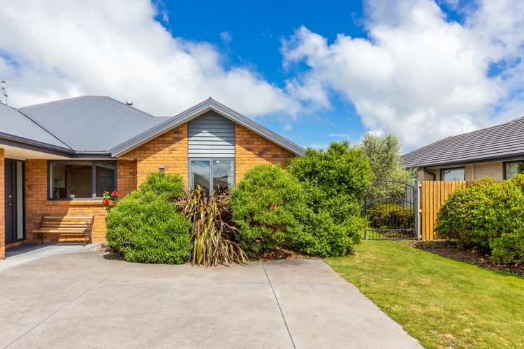 19 Hasendene Drive Lincoln_21