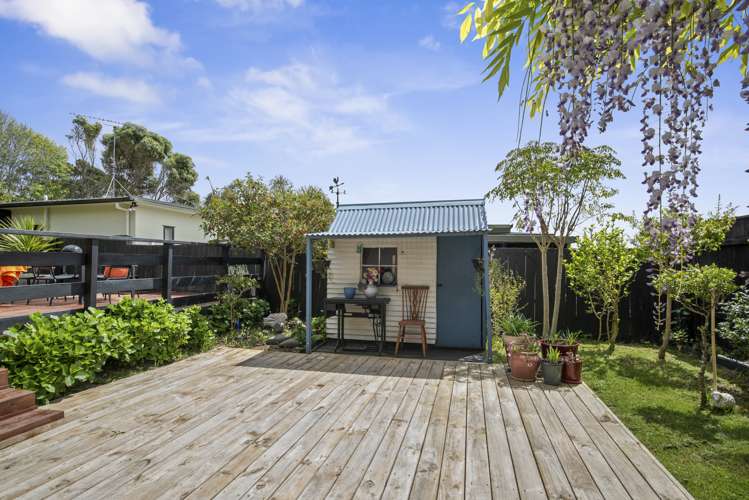 16 Waiau Street Torbay_18