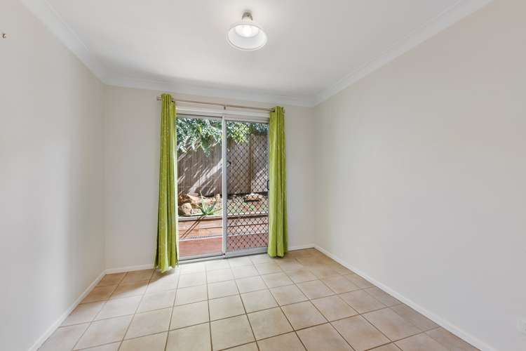 12 North Street Tamborine Mountain_14