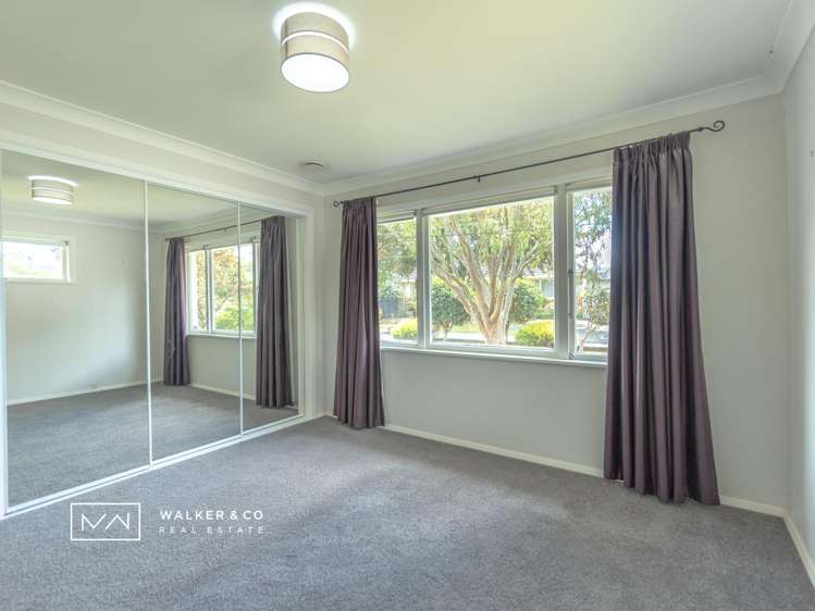 5 Iris Grove Trentham_18