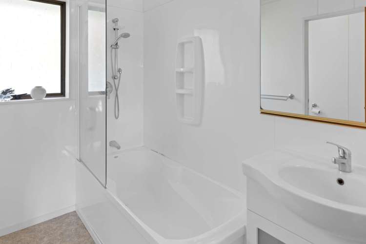 138a Amberley Avenue Highbury_11