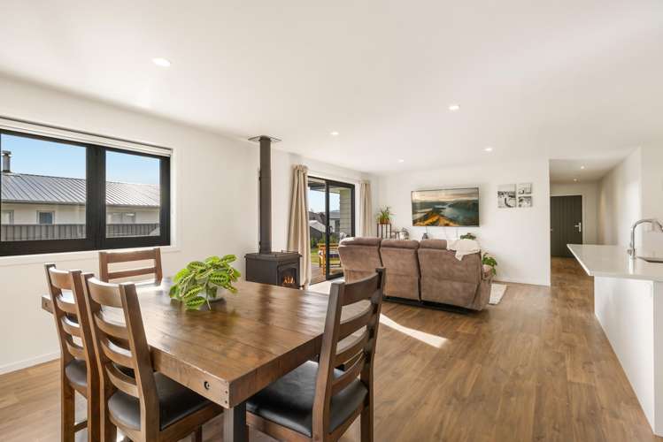 69 Wallis Drive Cromwell_6
