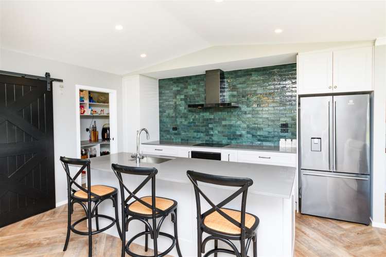 146 Hendersons Line Marton_14