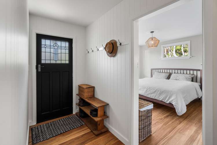 56 Bay View Road, Moncks Bay_10