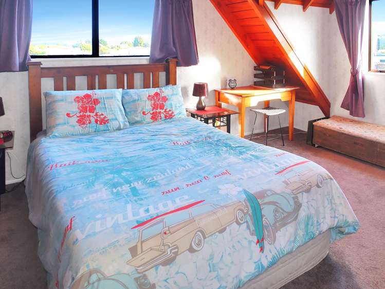 38 Hennessy Street East Foxton Beach_20