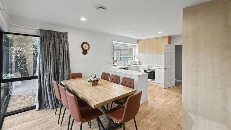 20A Chepstow Av Fendalton_8