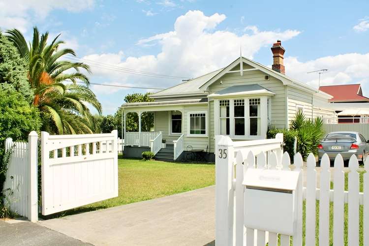 35 Roberton Road_0