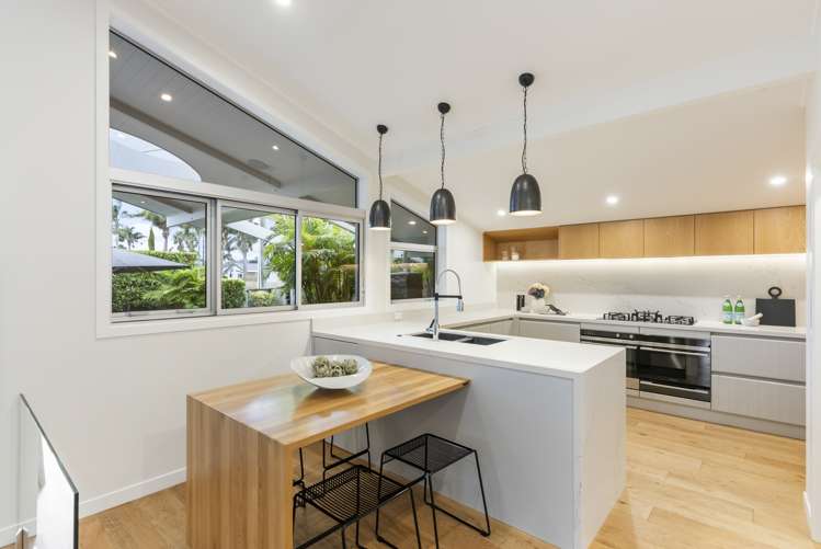 39 Doment Crescent Orewa_6