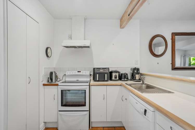 9A & 9B Argyle Place Arrowtown_5