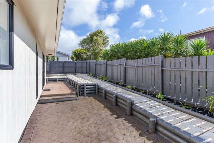 2/35 Wattle Street New Lynn_10