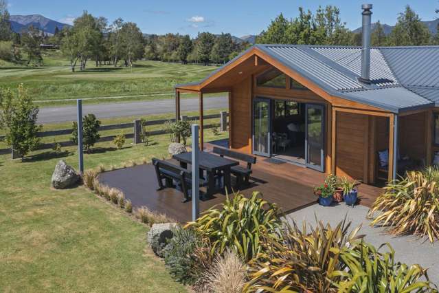 Front-Row to Fairways & Mountain views!