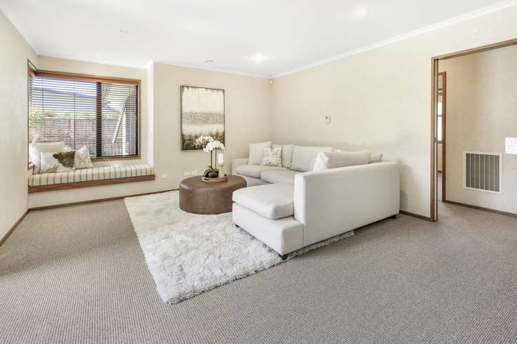 85 Huntington Drive Huntington_11