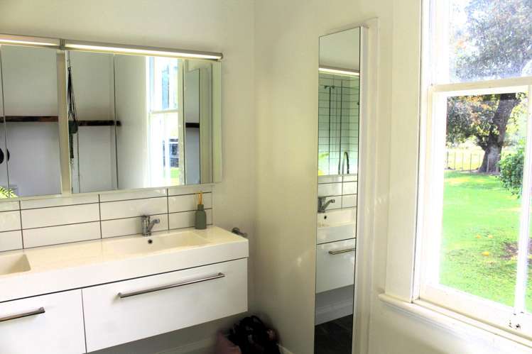 11 Waihi Falls Road Waione_16