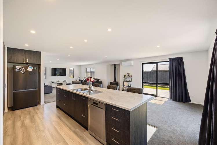 23 Greig Crescent Amberley_5