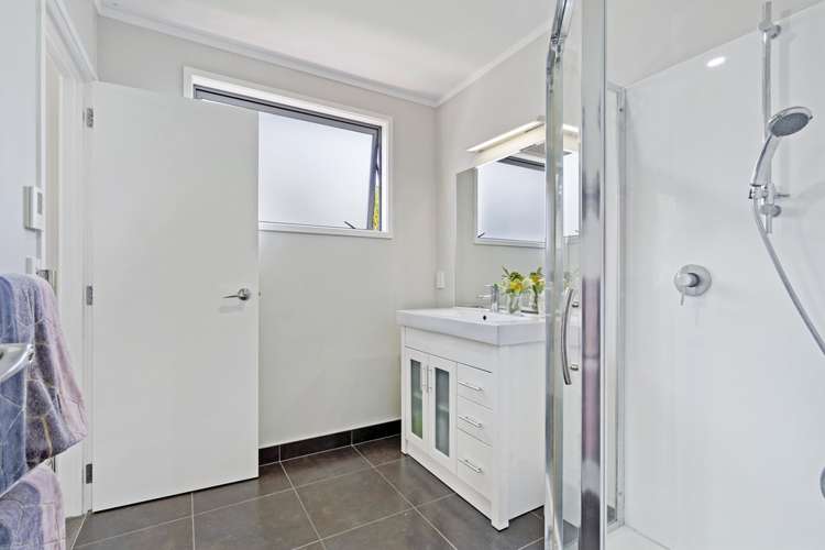 129f Rangatira Road Beach Haven_9