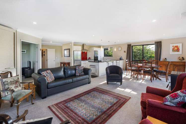 1798 Cust Road Cust_2