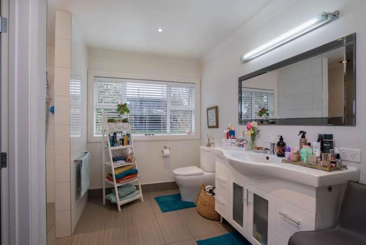 65 Taharepa Road Hilltop_10